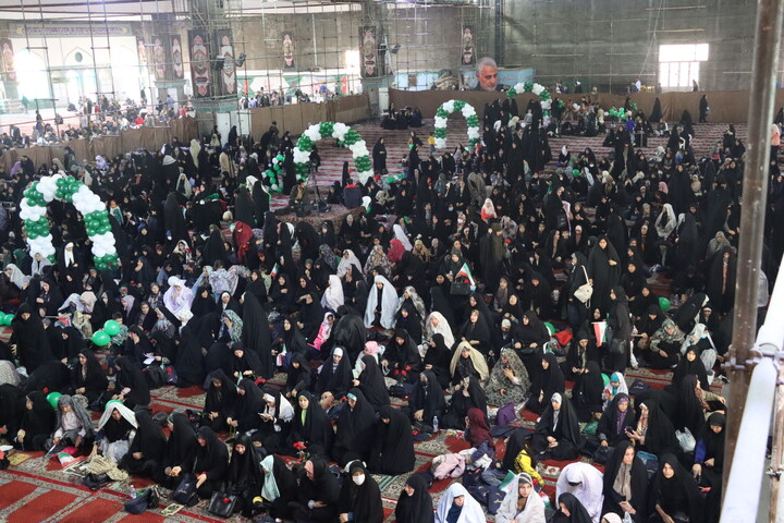 نماز جمعه اهواز بامحوریت دختران و بانوان فاطمی