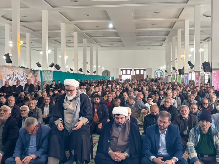 تصاویر/اقامه نماز عبادی سیاسی جمعه در مصلی امام علی (ع)ساوه