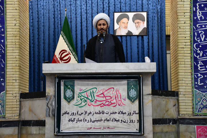 تصاویر/ اقامه نماز جمعه خوی