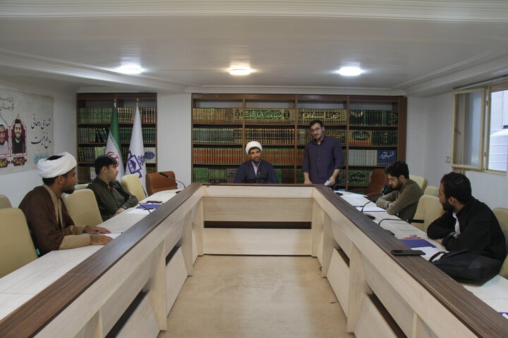 تصاویر/ آزمون استعدادسنجی طلاب حوزه علمیه بوشهر