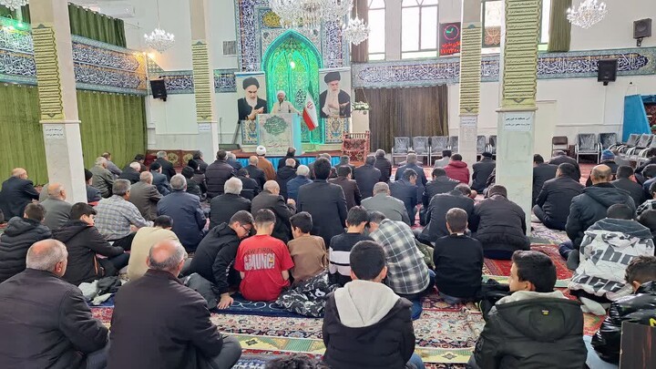 نمازجمعه ترکنمچای به روایت تصویر