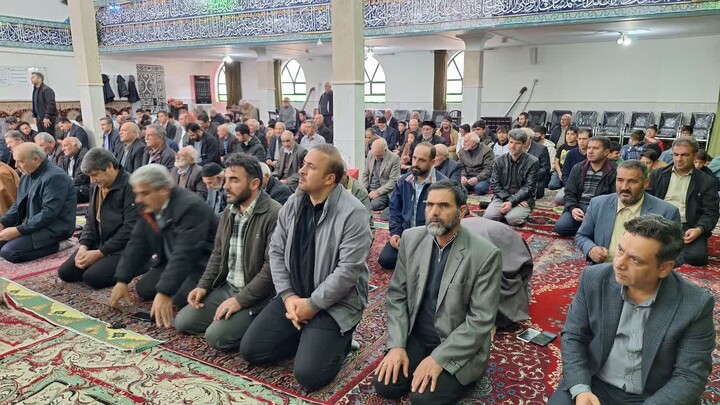 نمازجمعه ترکنمچای به روایت تصویر