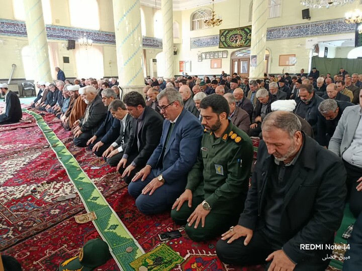 نمازجمعه خسروشاه به روایت تصویر