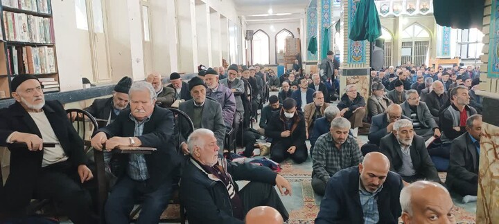 نمازجمعه میانه به روایت تصویر