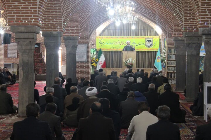 نمازجمعه تسوج به روایت تصویر