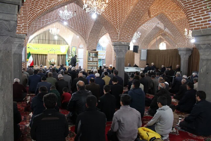 نمازجمعه تسوج به روایت تصویر