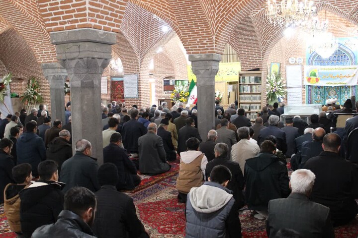 نمازجمعه تسوج به روایت تصویر