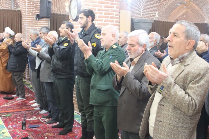 نمازجمعه تسوج به روایت تصویر