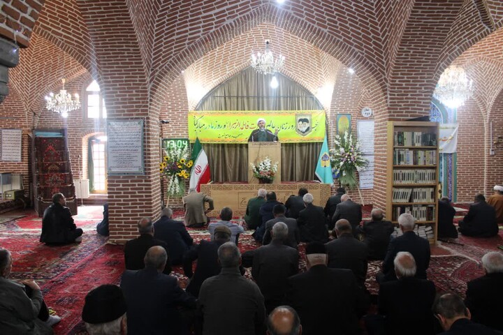 نمازجمعه تسوج به روایت تصویر