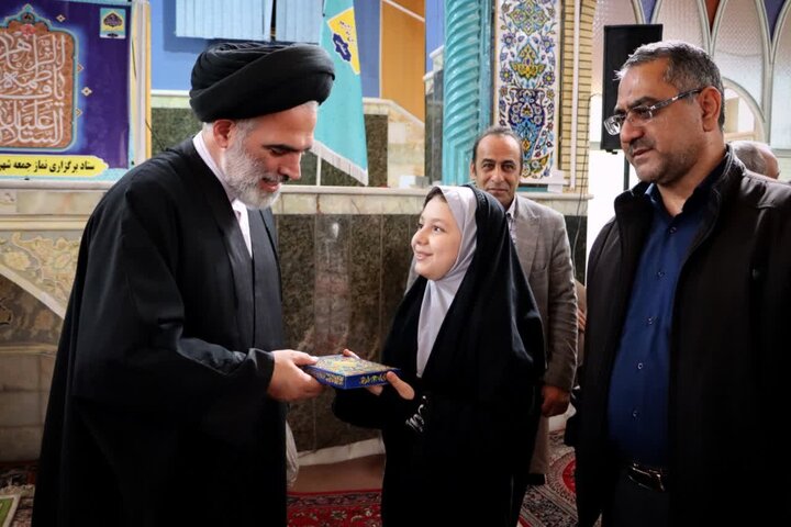 تصاویر/ اقامه نماز جمعه شهرستان سلماس