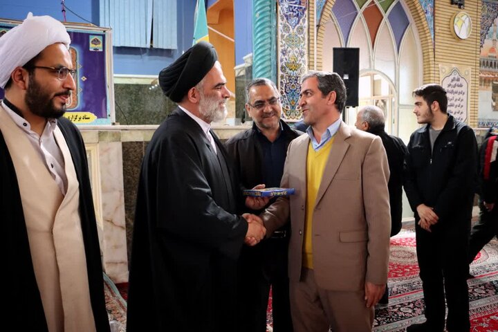 تصاویر/ اقامه نماز جمعه شهرستان سلماس