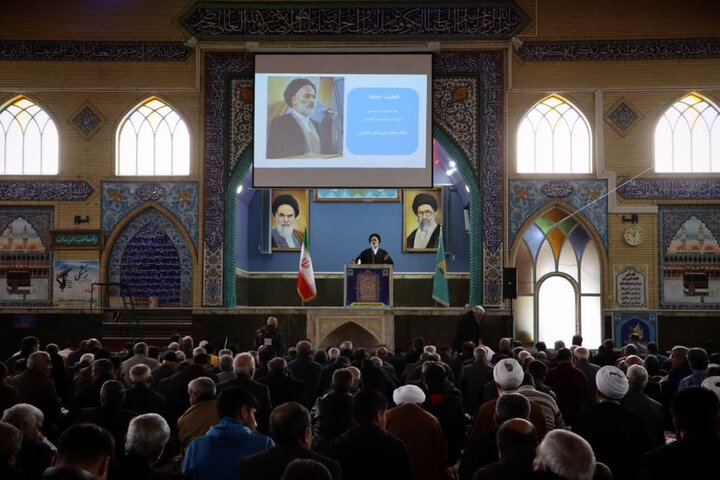 تصاویر/ اقامه نماز جمعه شهرستان سلماس