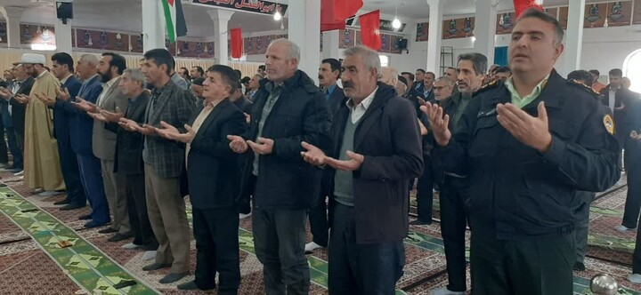 نمازجمعه دندی  به روایت تصویر