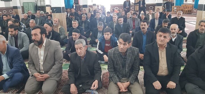 نمازجمعه دندی  به روایت تصویر