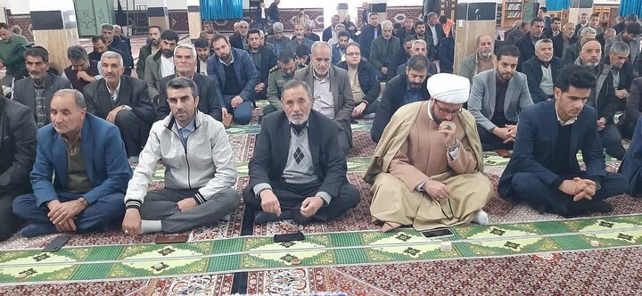 نمازجمعه دندی  به روایت تصویر