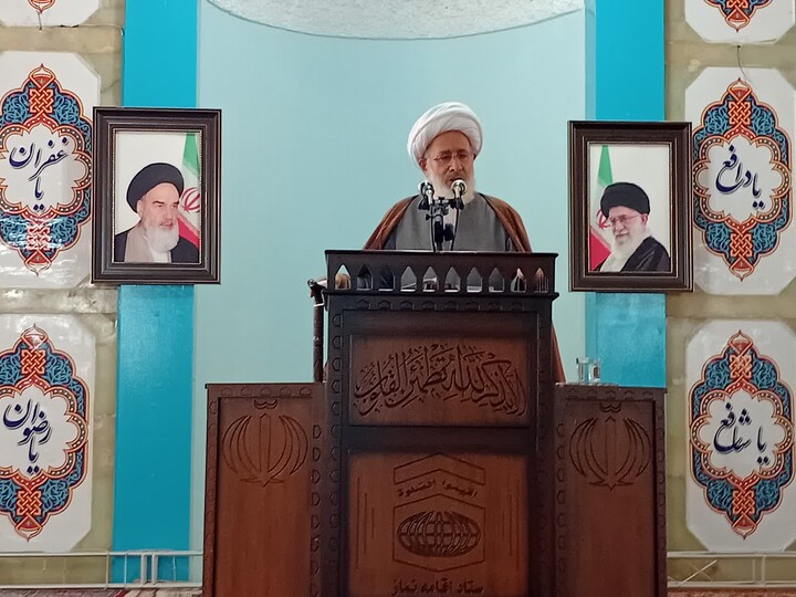 نمازجمعه هادیشهر به روایت تصویر