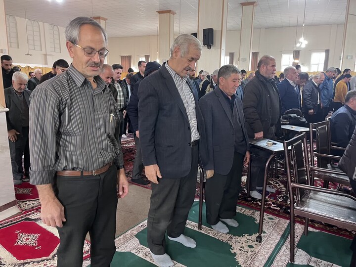 نمازجمعه هادیشهر به روایت تصویر