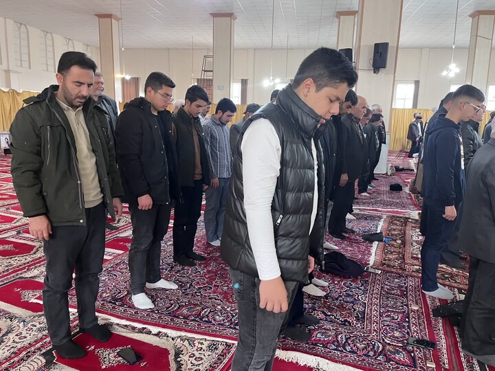 نمازجمعه هادیشهر به روایت تصویر