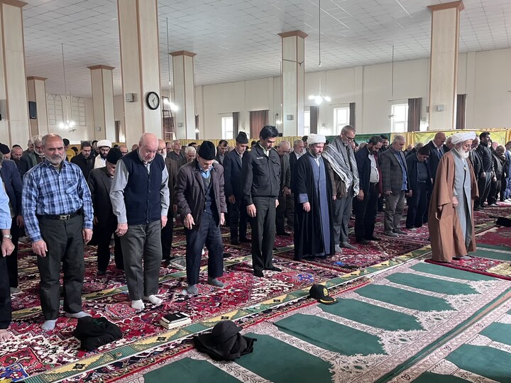 نمازجمعه هادیشهر به روایت تصویر