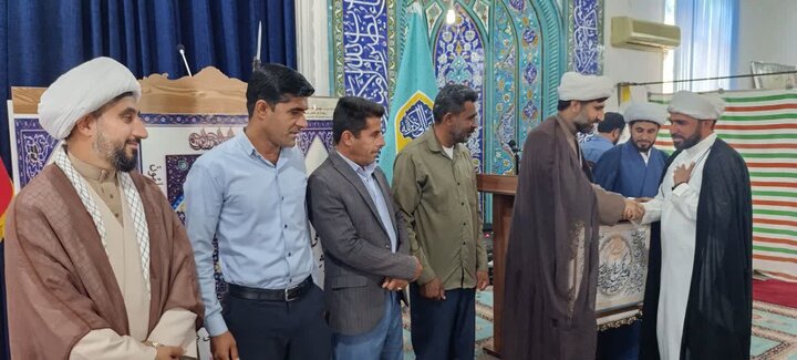 تصاویر/ اقامه نماز جمعه شهر نودژ