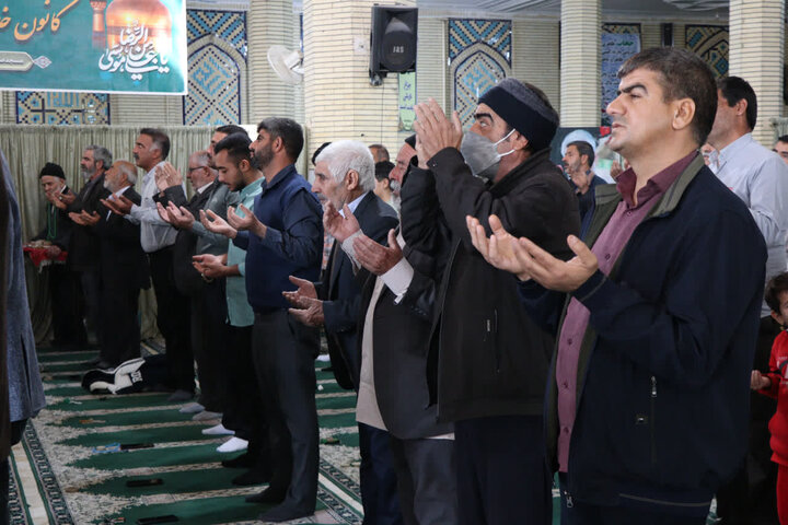 تصاویر/ اقامه نماز جمعه شهر زیدآباد