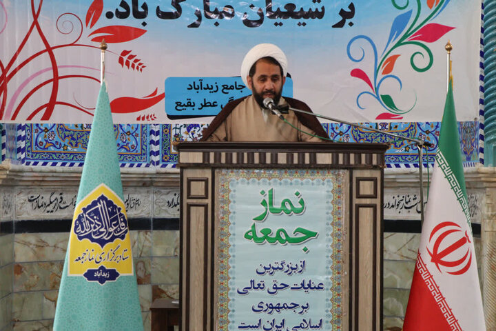 تصاویر/ اقامه نماز جمعه شهر زیدآباد