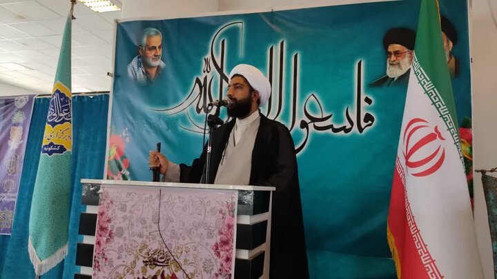 تصاویر/ اقامه نماز جمعه شهر کشکوئیه