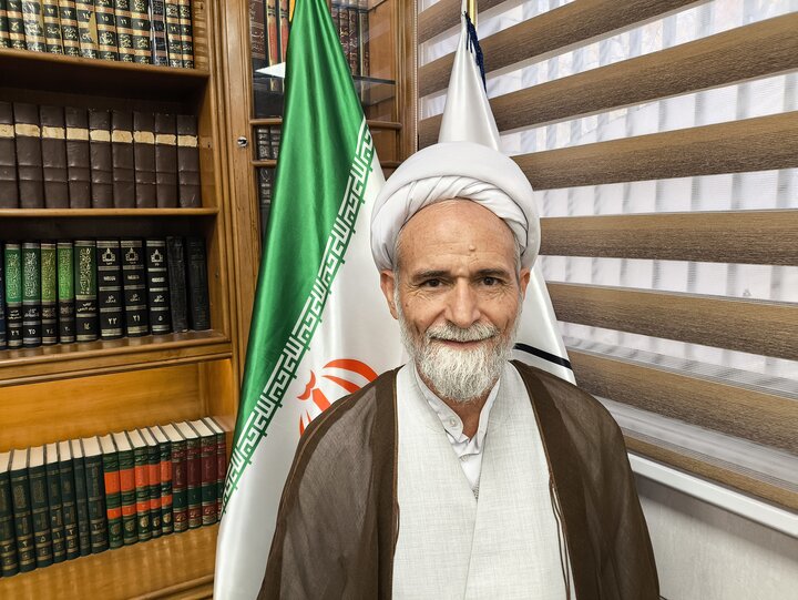 آیت‌الله یزدی(ره) الگویی برجسته در اخلاق، دیانت و تلاش انقلابی است