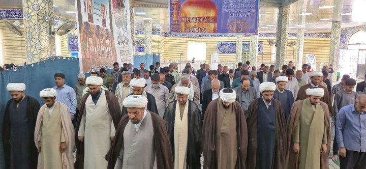 تصاویر/ اقامه نماز جمعه شهر فاریاب