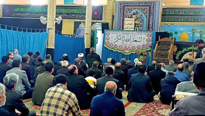 تصاویر/ اقامه نماز جمعه شهر پاریز