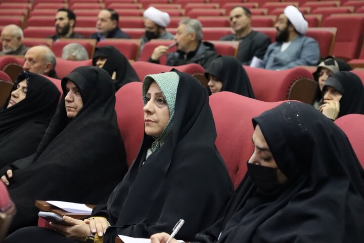 تصاویر / نشست اعتکاف در مصلی اعظم تبریز