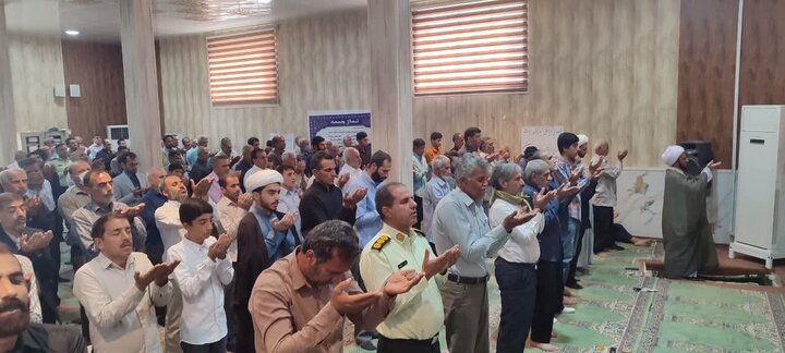 تصاویر/ اقامه نماز جمعه شهر منوجان