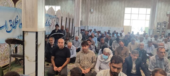 تصاویر/ اقامه نماز جمعه شهر منوجان