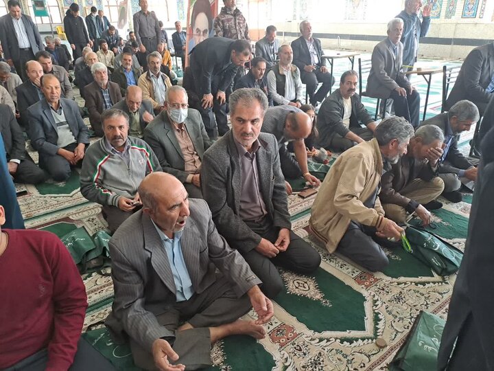 تصاویر/ اقامه نماز جمعه شهر بافت