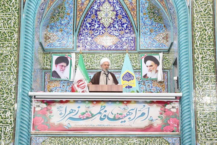 تصاویر / نماز جمعه اسدآباد