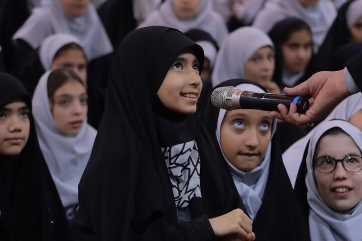 تصاویر / استقبال دانش آموزان زنجانی از طرح پیوند مسجد و مدرسه