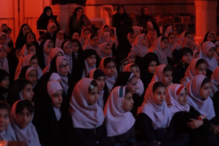 تصاویر / استقبال دانش آموزان زنجانی از طرح پیوند مسجد و مدرسه
