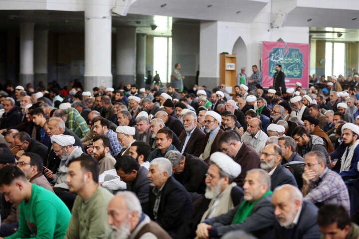 تصاویر/ اقامه نماز جمعه قم