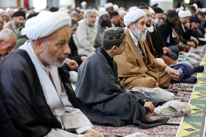 تصاویر/ اقامه نماز جمعه قم