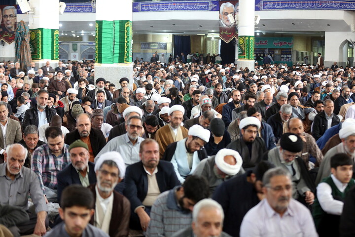 تصاویر/ اقامه نماز جمعه قم