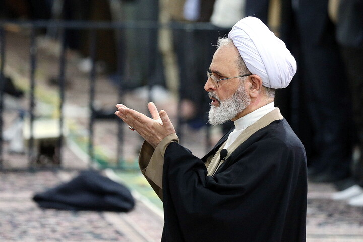 تصاویر/ اقامه نماز جمعه قم