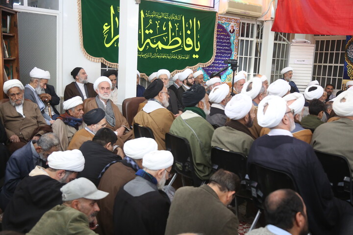 تصاویر/ جشن میلادحضرت زهرا(س) و آئین عمامه گذاری طلاب