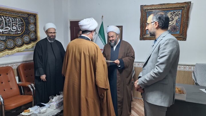 تصاویر / اولین نشست قرارگاه پشتیبانی از مساجد ترکمانچای