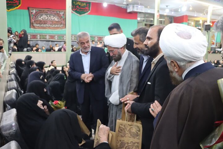 تصاویر/  تجلیل از مادران شهدای اشکذر