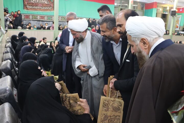 تصاویر/  تجلیل از مادران شهدای اشکذر