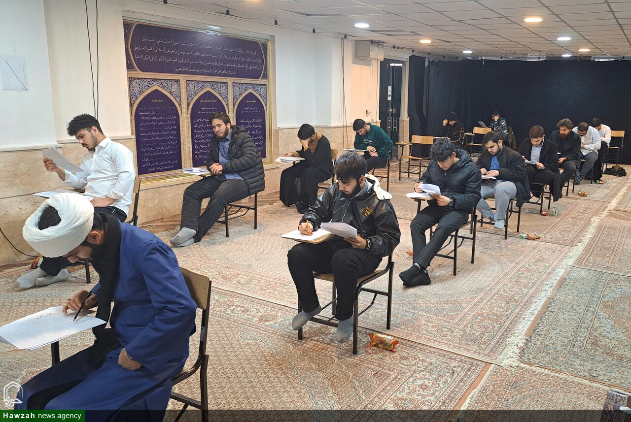 تصاویر/ آزمون سیزدهمین دورهٔ شناسایی استعدادهای برتر حوزوی در استان اردبیل