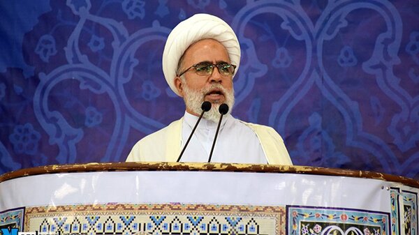 امام جمعه میبد: اجازه ندهیم فرهنگ غربی به خانواده نفوذ کند