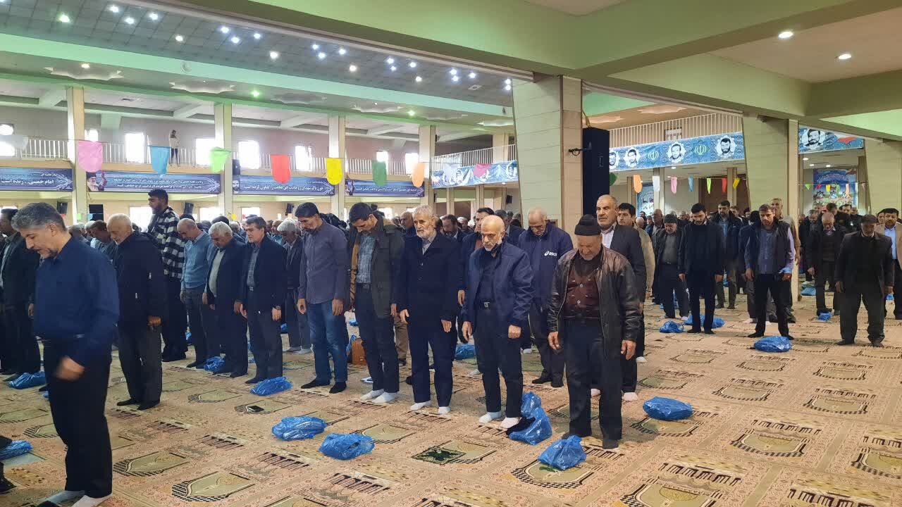 تصاویر/ اقامه نماز عبادی سیاسی جمعه در خمین