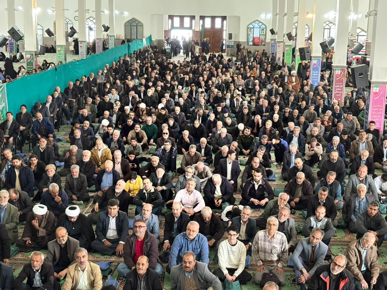 تصاویر/ اقامه نماز عبادی سیاسی جمعه در مصلی امام علی (ع)ساوه