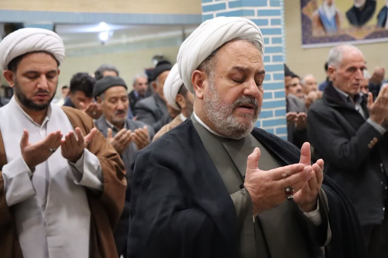 تصاویر/ آیین عبادی سیاسی نماز جمعه نوشین شهر